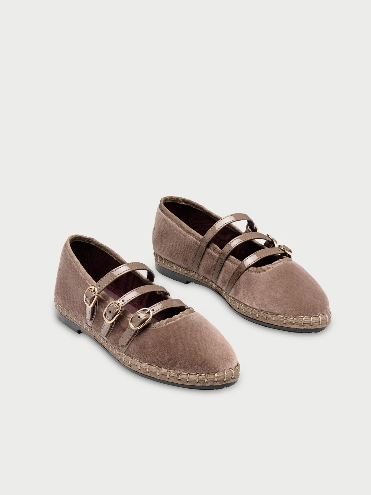 Mina Brown - Image 3