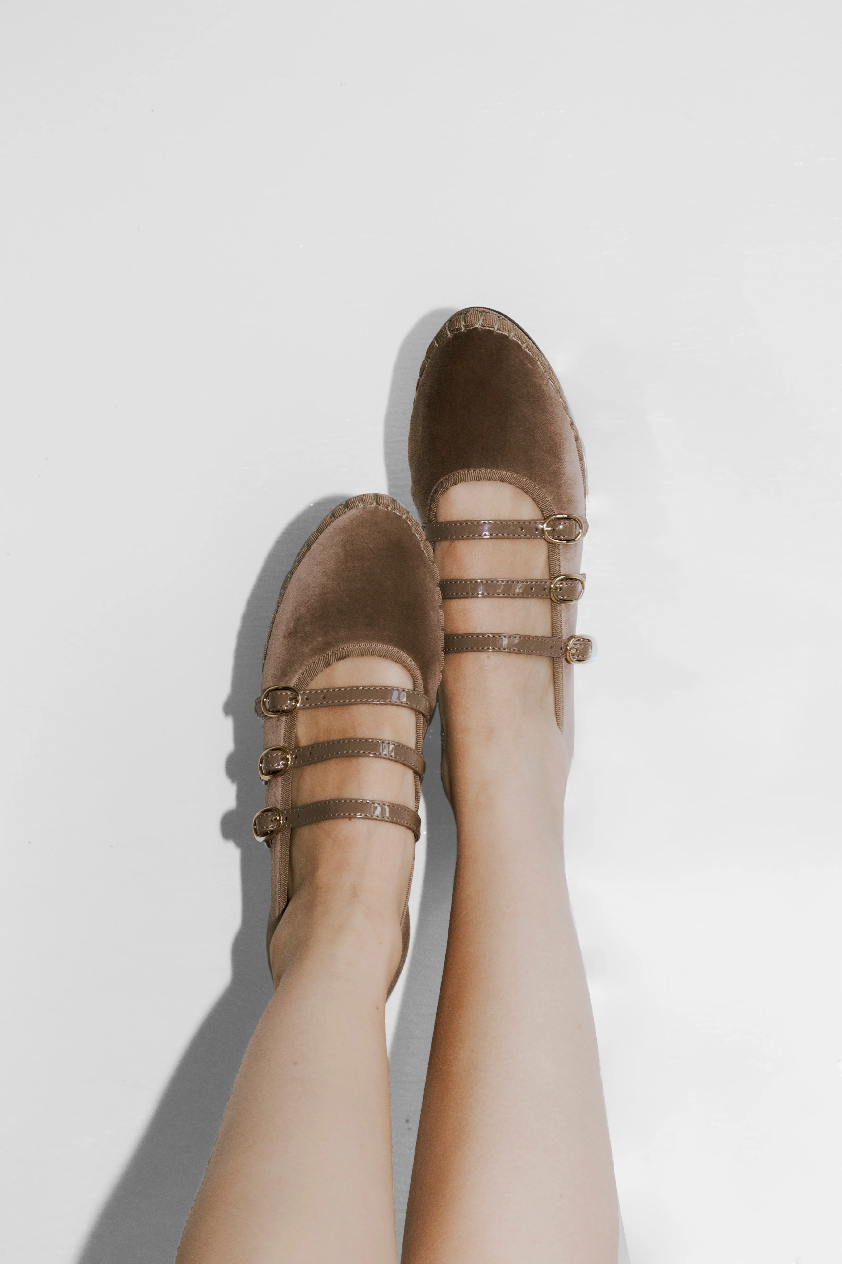 Mina Brown - Image 5